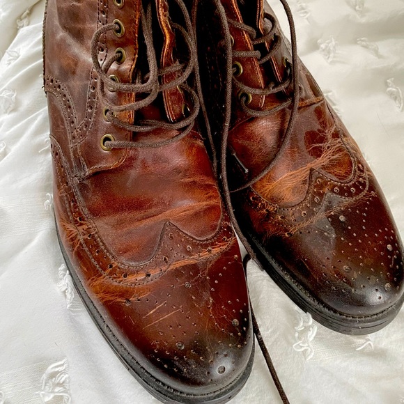 aston grey wingtip boots